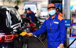 "Chiết khấu" trong kinh doanh xăng dầu: Cân bằng lợi nhuận và thị trường