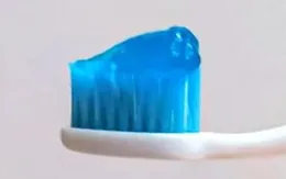 Thu hồi toàn quốc 2 sản phẩm kem đánh răng vi phạm quy định ghi nhãn