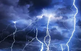 Sét đánh tử vong một người tại Hà Nội