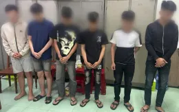 Nhậu xong, 6 thanh niên rủ nhau mang dao, gạch đi chém người