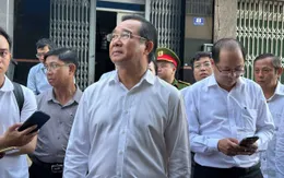 Chủ tịch UBND TP Hồ Chí Minh đến hiện trường chỉ đạo khắc phục vụ cháy làm 8 người tử vong