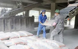 Tăng giá nguyên vật liệu: Áp lực đè nặng lên cuộc sống người dân