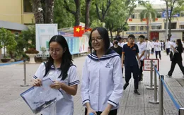 Chiều 10/7, thí sinh Hà Nội bắt đầu làm thủ tục nhập học lớp 10 năm học 2025-2026