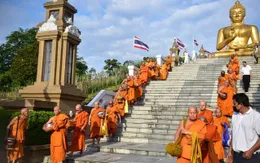 Thái Lan công bố sao kê ngân hàng của các chùa