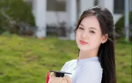 Từ đam mê Hóa học đến thủ khoa quốc gia của ‘hotgirl’ trường chuyên