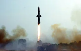 Ấn Độ thử nghiệm thành công hai tên lửa có khả năng mang đầu đạn hạt nhân