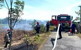 Cháy rừng dữ dội tại Huế thiêu rụi gần 30ha