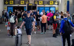 EU chấm dứt đóng dấu hộ chiếu từ tháng 10, thay bằng nhận diện sinh trắc học