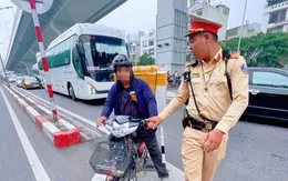 Hà Nội: Phạt nhiều người đi xe máy cố tình đi lên đường vành đai 2 trên cao