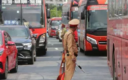 Cứ 3 vụ tai nạn thì có 1 vụ liên quan đến xe tải, rơ-moóc, xe khách