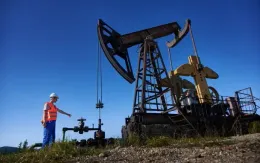 OPEC+ nhất trí tăng sản lượng dầu