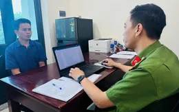 Giao xe máy cho con gây tai nạn chết người, 2 bố con bị khởi tố