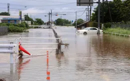 Nhật Bản sơ tán khẩn người dân vì mưa lớn