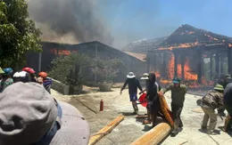 Đốt rác gây cháy, 5 căn nhà ở Hà Tĩnh bị thiêu rụi