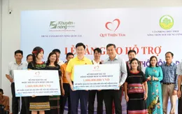 Quỹ Thiện Tâm đón nhận Huân chương Lao động hạng Nhất của Chủ tịch nước