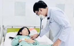 Cảnh báo: Hai trẻ nhập viện vì ăn kẹo không nhãn mác dương tính với cần sa
