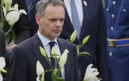 Bộ trưởng Ngoại giao Hà Lan tuyên bố từ chức