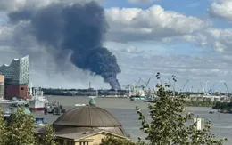 Nổ bình khí nén gây cháy lớn tại Hamburg, Đức