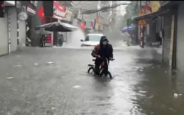 Nguyên nhân nào khiến Hà Nội cứ mưa là ngập?
