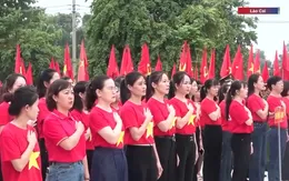 Rộn ràng không khí Tết Độc lập tại các địa phương