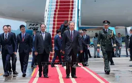 Ủy viên trưởng Nhân đại toàn quốc Trung Quốc Triệu Lạc Tế đến Hà Nội, bắt đầu thăm chính thức Việt Nam