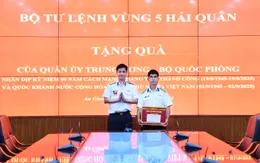 Quân ủy Trung ương, Bộ Quốc phòng trao quà động viên các quân nhân Vùng 5 Hải quân