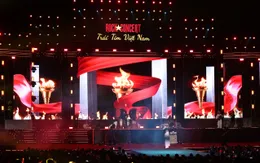 Khán giả “cháy” cùng Rock Concert - Trái tim Việt Nam