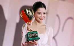 Tân Chỉ Lôi: Từ vai phụ lặng lẽ đến ngôi sao sáng tại LHP Venice 2025