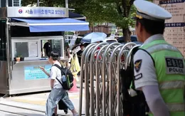 Hàn Quốc huy động 55.000 cảnh sát bảo vệ học sinh trước hiểm họa bắt cóc