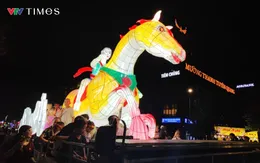 Đèn Trung thu rực rỡ khắp phố phường Tuyên Quang