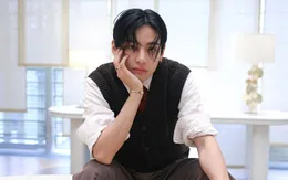 V (BTS) tiếp tục được bình chọn là “Người đàn ông đẹp trai nhất thế giới”