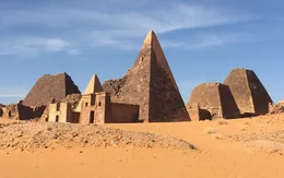 Những kim tự tháp bị lãng quên ở Sudan