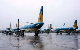 11 chuyến bay không thể hạ cánh vì mưa dông lớn tại Nội Bài