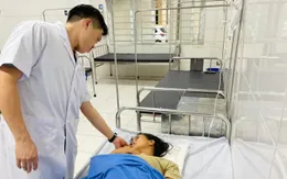 Chấn thương sọ não vì cây đổ trúng đầu trong mưa bão
