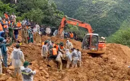Tìm thấy thi thể đầu tiên trong vụ sạt lở đất tại xã Lũng Cú (Tuyên Quang)