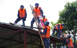 Bộ Tư lệnh Hải quân chỉ đạo các đơn vị chủ động phòng chống bão số 11