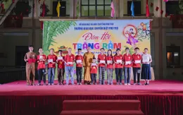 Đêm hội trăng rằm cho trẻ em khuyết tật Phú Thọ