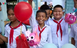 Mùa Trung thu của các em học sinh đồng bào Khmer