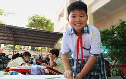 Hơn 200 học sinh Cần Giờ tham thi vẽ tranh mừng lễ hội Nghinh Ông