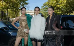 Top 3 Vietnam's Next Top Model 2025 thu hút sự chú ý tại Tuần lễ Thời trang Paris