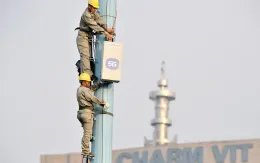 Nhà mạng ứng cứu thông tin vùng lũ