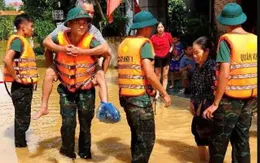 Lực lượng vũ trang Bắc Ninh chung sức giúp dân khắc phục hậu quả bão số 11