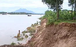 Hà Nội công bố tình huống khẩn cấp sạt lở đe dọa 31 hộ dân tại xã Yên Xuân