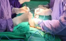 Cảnh báo cha mẹ: Đừng để tuột mất "6 giờ vàng" cứu tinh hoàn trẻ