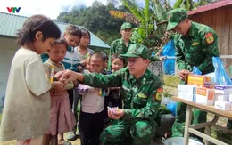 Những bước chân hành quân về Là Si