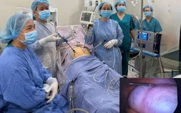 Cứu thai phụ 15 tuần mang khối u buồng trứng khổng lồ