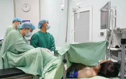 Đắk Lắk đề nghị Bệnh viện Bình Dân hỗ trợ chuyên môn sau sự cố tán sỏi