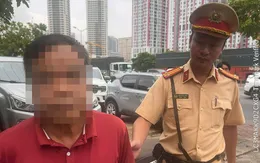 Tài xế lái ô tô đi ngược chiều trên cầu vượt, có nồng độ cồn hơn 3 lần mức cho phép