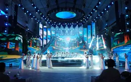 "Dưới ánh sáng quang vinh": Chương trình nghệ thuật đặc biệt chào mừng thành công của Đại hội Đảng bộ TP Hồ Chí Minh