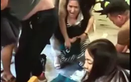 Hà Nội: Công an vào cuộc vụ giằng co túi tiền giữa sảnh chung cư cao cấp